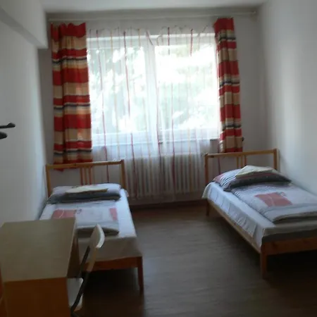 Lazza Motel